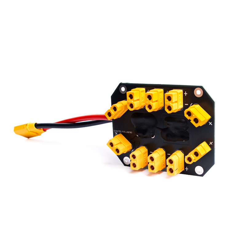 لوحة شحن متوازية من فلايرون XT - مراجعة Drone Battery Parallel Board وسعره